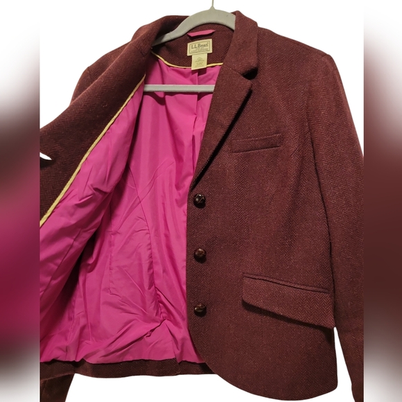 L.L.Bean, Vintage Wool Blazer, Woven Wool w/ Subtle Herringbone, 3 Buttons, W-14 - Picture 4 of 5